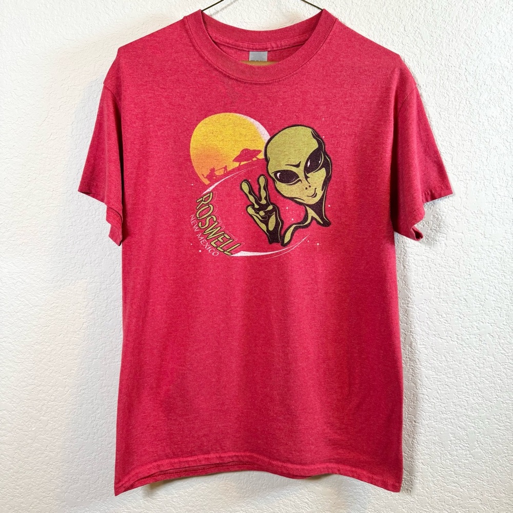Vintage Y2K Roswell New Mexico Alien Graphic Tee Gildan T-Shirt Size Medium